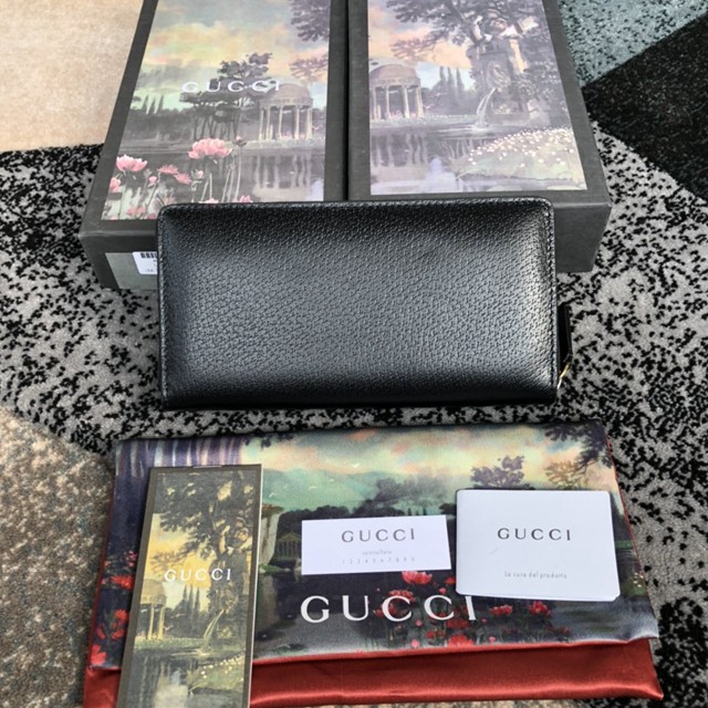 Gucci經典款錢夾錢包 523667 古馳Gucci原單蜜蜂金屬男士錢夾 克豬紋皮 黑色拉鏈長錢包  gqy3735